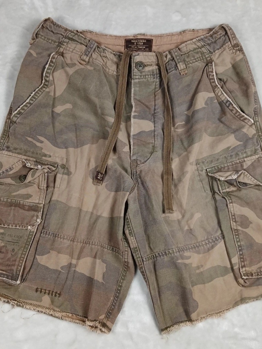 Y2K Abercrombie & Fitch Camo Cargo Shorts 33 Men's Distressed Thrashed VTG